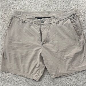 Lululemon men’s size 34 Tan Shorts